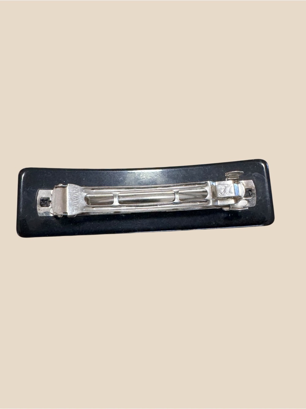 Tortoiseshell Resin Rectangular Hair Barrette - Brown Mix - Picture 4 of 7